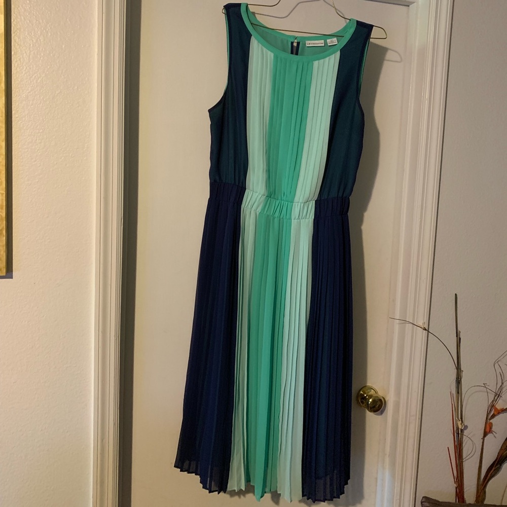 A beautiful dress!!!
